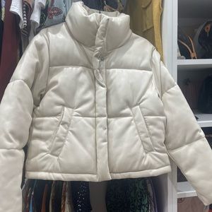 A&F Mini Puffer #pleather #croppedpuffer #veganleather